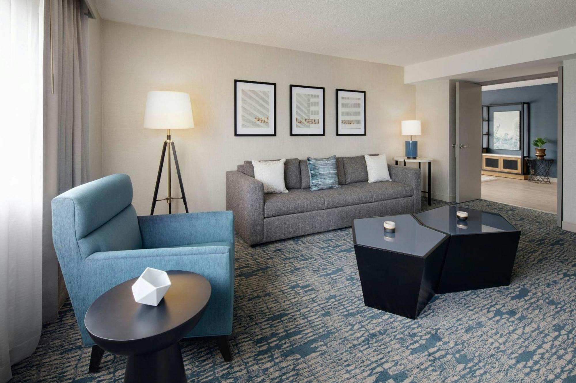 Sheraton Philadelphia Downtown Exterior foto